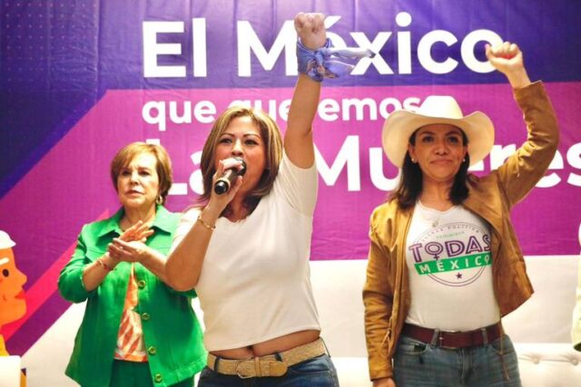 Violencia doméstica en medio de una campaña de empoderamiento femenino.